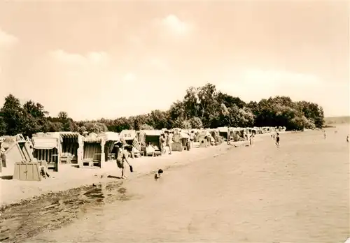 AK / Ansichtskarte 73924088 Klink_Waren FDGB Urlaubersiedlung Voelkerfreundschaft Badestrand an der Mueritz