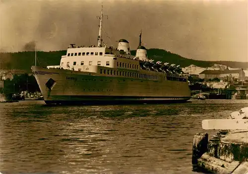 AK / Ansichtskarte  Sassnitz_Ostseebad_Ruegen Eisenbahnfaehrschiff der Deutschen Reichsbahn MS Sassnitz