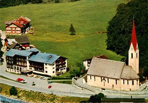 AK / Ansichtskarte  Au_Bregenzerwald Hotel Krone Kirche