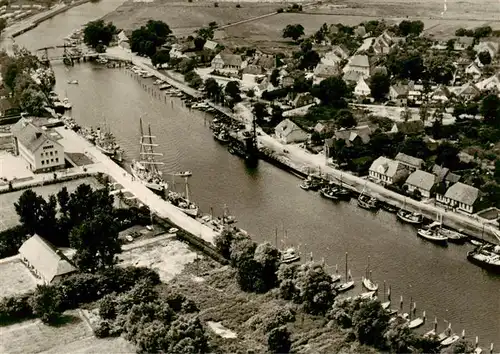 AK / Ansichtskarte 73925823 Wieck_Greifswald Marineschule der GST August Luetgens und Bootshafen Fliegeraufnahme