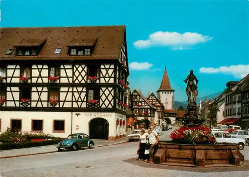 AK / Ansichtskarte  Gengenbach Marktplatz Brunnen Obertor