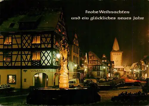 AK / Ansichtskarte 73927745 Gengenbach Marktplatz Brunnen Obertor bei Nacht