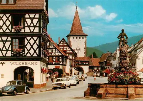 AK / Ansichtskarte 73928720 Gengenbach Marktplatz mit oberem Torturm