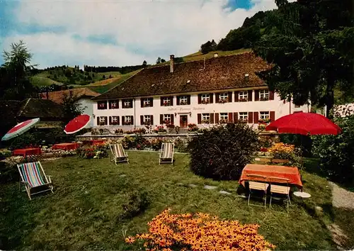 AK / Ansichtskarte 73929386 Obermuenstertal Hotel Schwarzwaldgasthof Spielweg Liegewiese