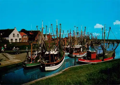 AK / Ansichtskarte  Greetsiel Fischerhafen