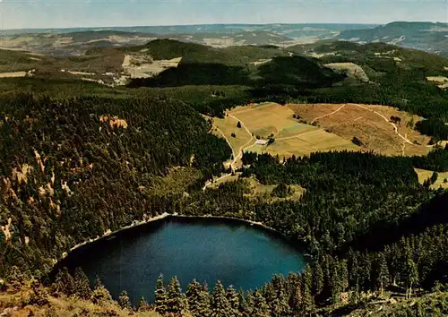 AK / Ansichtskarte  Feldberg_1450m_Schwarzwald Fliegeraufnahme mit Feldsee