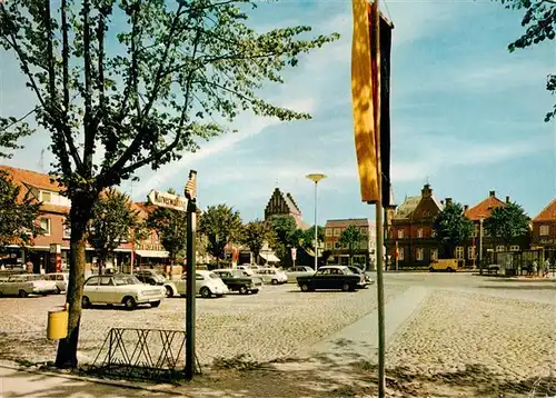 AK / Ansichtskarte  Heiligenhafen_Ostseebad Marktplatz