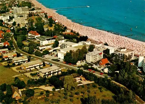 AK / Ansichtskarte  Groemitz_Ostseebad Fliegeraufnahme