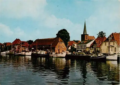 AK / Ansichtskarte  Neustadt_Holstein Hafen