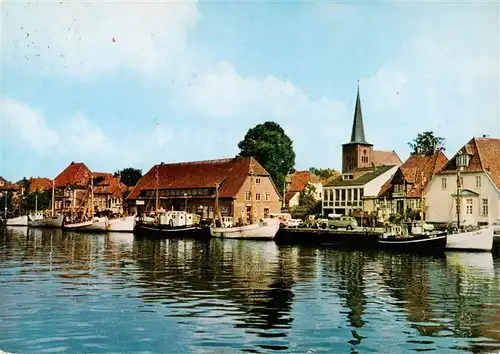 AK / Ansichtskarte  Neustadt_Holstein Hafen