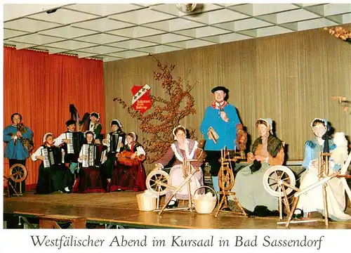 AK / Ansichtskarte  Bad_Sassendorf Volkstanzkreis Hattrop Westfaelischer Abend im Kursaal Bad Sassendorf