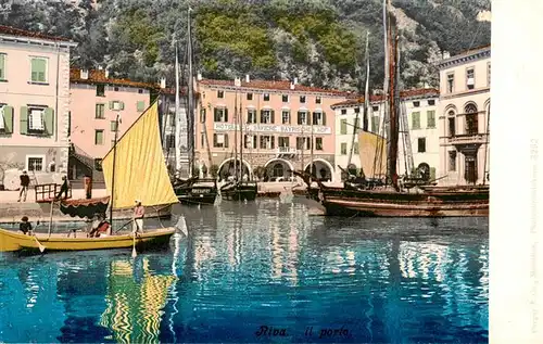 AK / Ansichtskarte 73933910 Riva__del_Garda_IT Hafenpartie