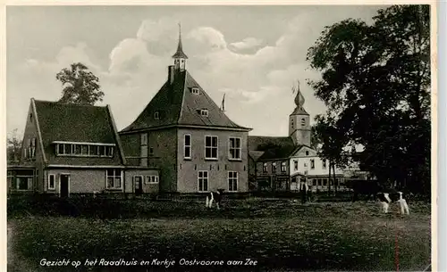 AK / Ansichtskarte  Oostvoorne_aan_Zee_NL Raadhuis en Kerkje