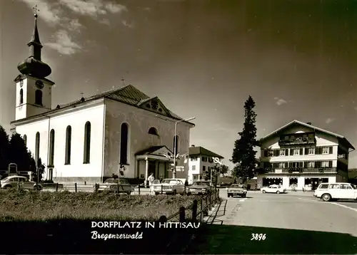 AK / Ansichtskarte 73934659 Hittisau_Vorarlberg_AT Dorfplatz mit Kirche