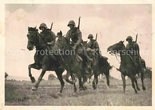 AK / Ansichtskarte 33934725 Militaria_WK2 Schweiz Kavallerie Pferden Bahnpost ambulant in Memoriam