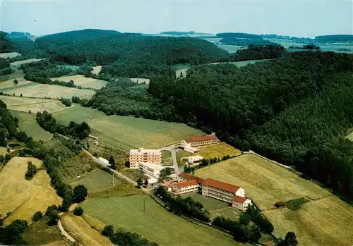 AK / Ansichtskarte  Neukirchen_Knuellgebirge Waldsanatorium Urbachtal und Klinik Dr Bartsch KG Fliegeraufnahme