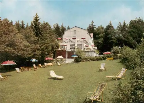 AK / Ansichtskarte  Glashuetten__Taunus Wald Hotel Liegewiese