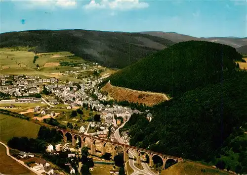 AK / Ansichtskarte  Willingen_Sauerland Fliegeraufnahme mit Viadukt