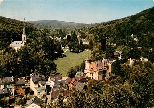 AK / Ansichtskarte  Schlangenbad_Taunus Fliegeraufnahme mit Kirche