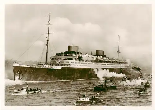 AK / Ansichtskarte  Dampfer_Oceanliner Tirbinen Schnelldampfer Europa