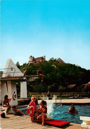 AK / Ansichtskarte  Gars_Kamptal_Niederoesterreich_AT Strand und Sportbad mit Burgruine und Gertrudiskirche