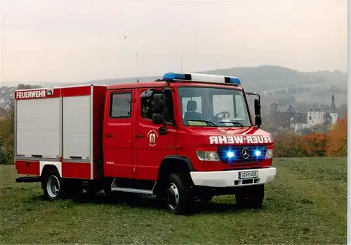 AK / Ansichtskarte  Feuerwehr_Fire-Brigade_Pompiers_Bomberos Mercedes Benz