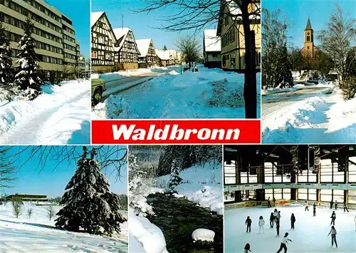 AK / Ansichtskarte 73938336 Waldbronn_Albtal Winteridylle Strassenpartie Kirche Bach Eisstadion