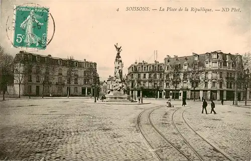 AK / Ansichtskarte  Soissons_02_Aisne Place de la République