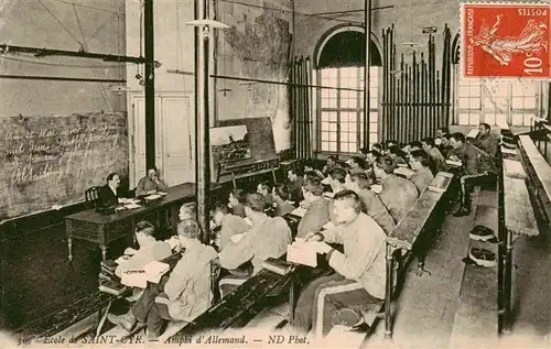 AK / Ansichtskarte  Saint-Cyr_-sur-Loire_37_Indre-et-Loire Ecole Saint Cyr Amphi d'Allemand