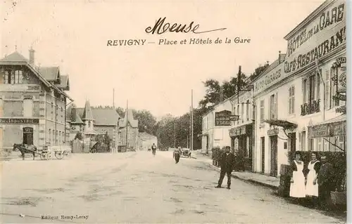 AK / Ansichtskarte  Revigny_55-sur-Ornain_Meuse Place et Hotel de la Gare