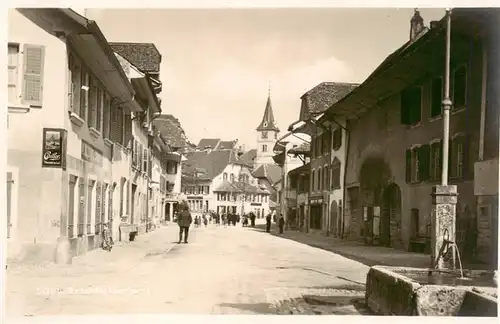 AK / Ansichtskarte  Erlach_Bielersee_BE Ortspartie Brunnen