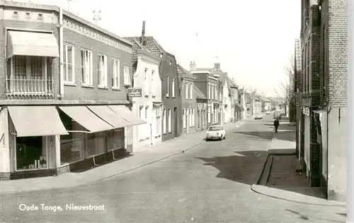 AK / Ansichtskarte 73939709 Oude_Tonge_NL Nieuwstraat