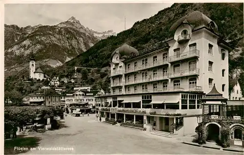AK / Ansichtskarte  Flueelen_Vierwaldstaettersee_UR Hotel Urnerhof