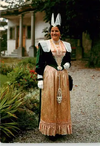 AK / Ansichtskarte  Trachten_Schweiz Appenzell I. Rh Sonntags 