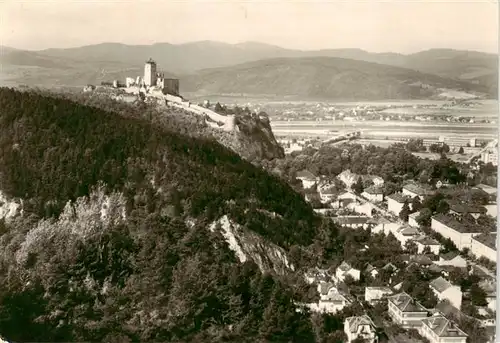 AK / Ansichtskarte  Trencin_Trentschinteplitz_SK Fliegeraufnahme mit Schloss