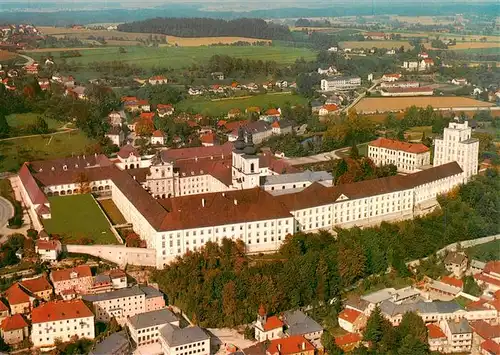 AK / Ansichtskarte  Kremsmuenster_Oberoesterreich_AT Benediktinerstift