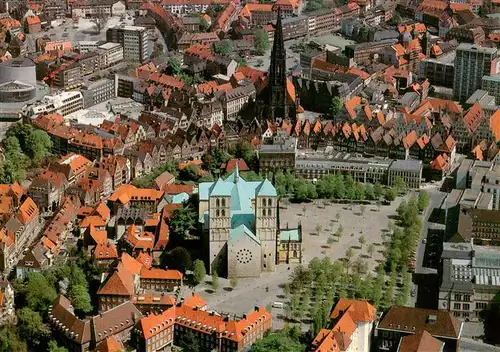 AK / Ansichtskarte  Muenster___Westfalen Innenstadt mit Dom und St. Lamberti-Kirche