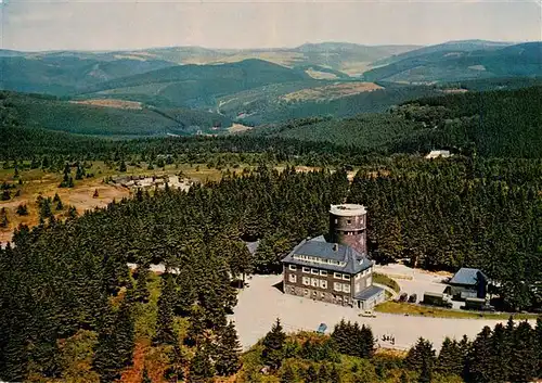 AK / Ansichtskarte  Winterberg__Hochsauerland_NRW Gaststaette Kahler Asten Fliegeraufnahme