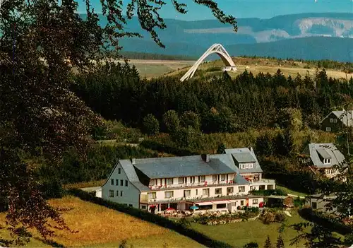 AK / Ansichtskarte  Winterberg__Hochsauerland_NRW Hotel Waldhaus Sprungschanze