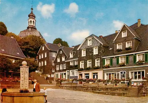 AK / Ansichtskarte  Graefrath_Solingen Markt Brunnen