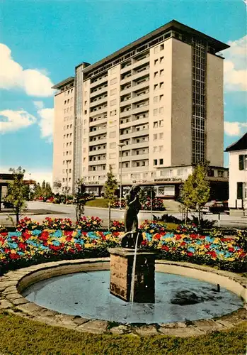 AK / Ansichtskarte  Monheim_Rhein Brunnen Statue Hochhaus