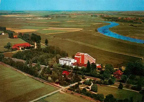 AK / Ansichtskarte  Petershagen_Weser Fliegeraufnahme Weserland Klinik