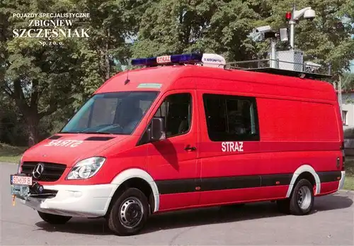 AK / Ansichtskarte  Feuerwehr_Fire-Brigade_Pompiers_Bomberos Mercedes Benz Sprinter 515 CDI  STRAZ