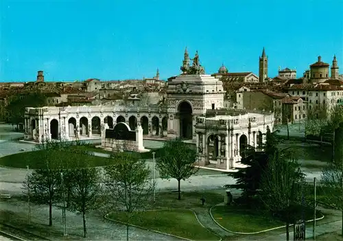 AK / Ansichtskarte 73944618 Parma_Emilia-Romagna_IT Monumento a Giuseppe Verdi e panorama
