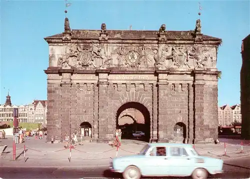 AK / Ansichtskarte 73944881 Gdansk_Danzig_PL Brama Wyzanna wzniesiona w roku przez Jana Kramera z wystrojem architektoniczno rzezbiarskim