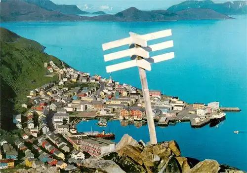 AK / Ansichtskarte 73945011 Hammerfest_Norge Utsikt over byen og fjorden