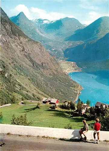 AK / Ansichtskarte  Geiranger_Norge an the mountain Dalsnibba in the background