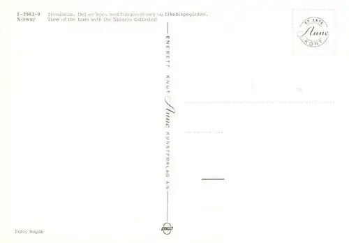 AK / Ansichtskarte 73945177 Trondheim_Trondhjem_Norge Del av byen med Nidarosdomen og Erkebispegarden