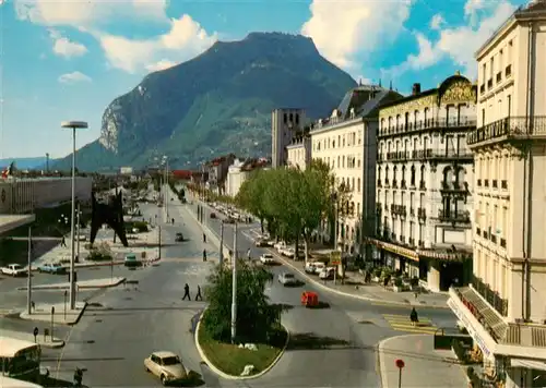 AK / Ansichtskarte  Grenoble_38 Le place de la gare et ses hotels Le Casque de Neron