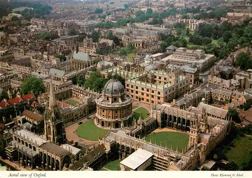 AK / Ansichtskarte 73945999 Oxford__Oxfordshire_UK Aerial view
